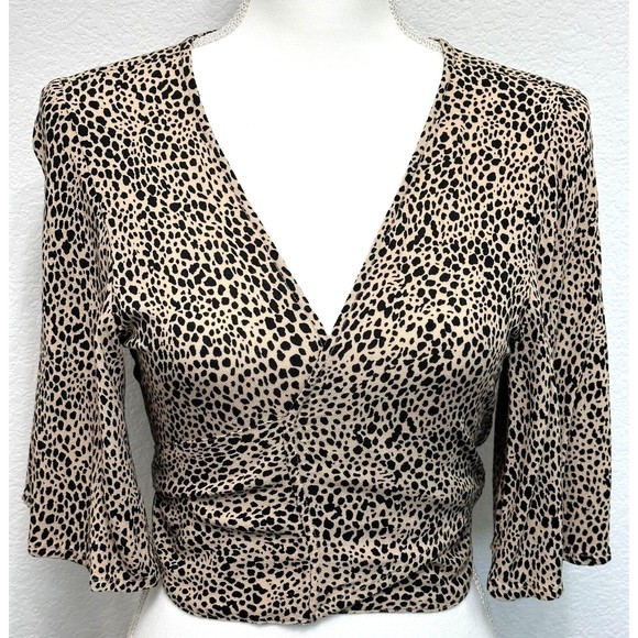 American Eagle Outfitters Tops - American Eagle Cropped Wrap Front Top Womens XS Kimono Sleeves Animal Print